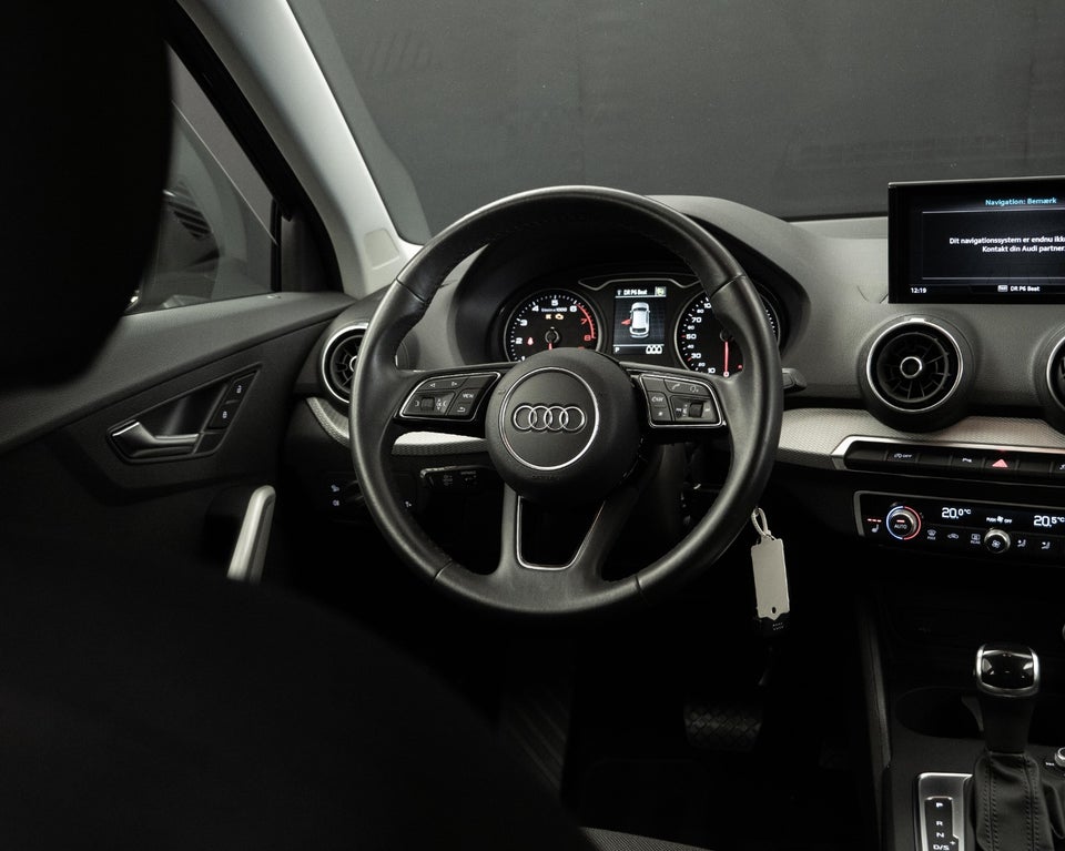 Audi Q2 35 TFSi Prestige S-tr. 5d