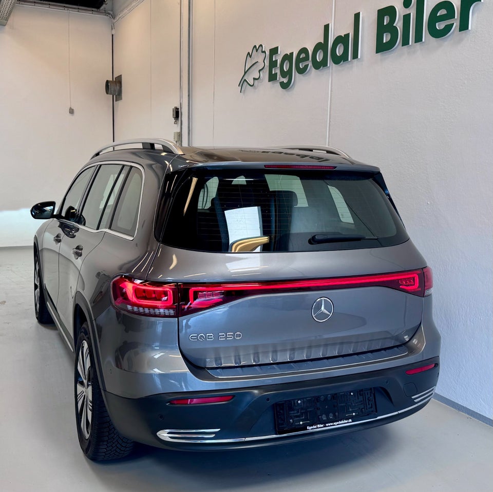 Mercedes EQB250 Business Line 5d