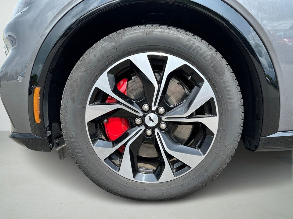 Ford Mustang Mach-E 98 Premium Extended Range AWD 5d