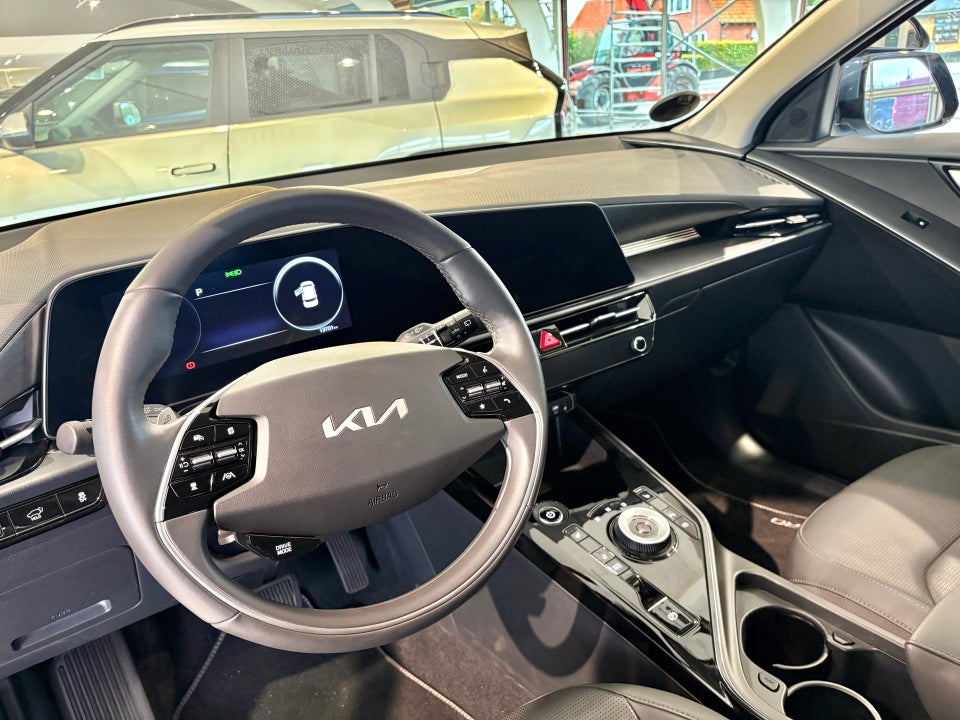 Kia Niro 64 EV Inspire 5d