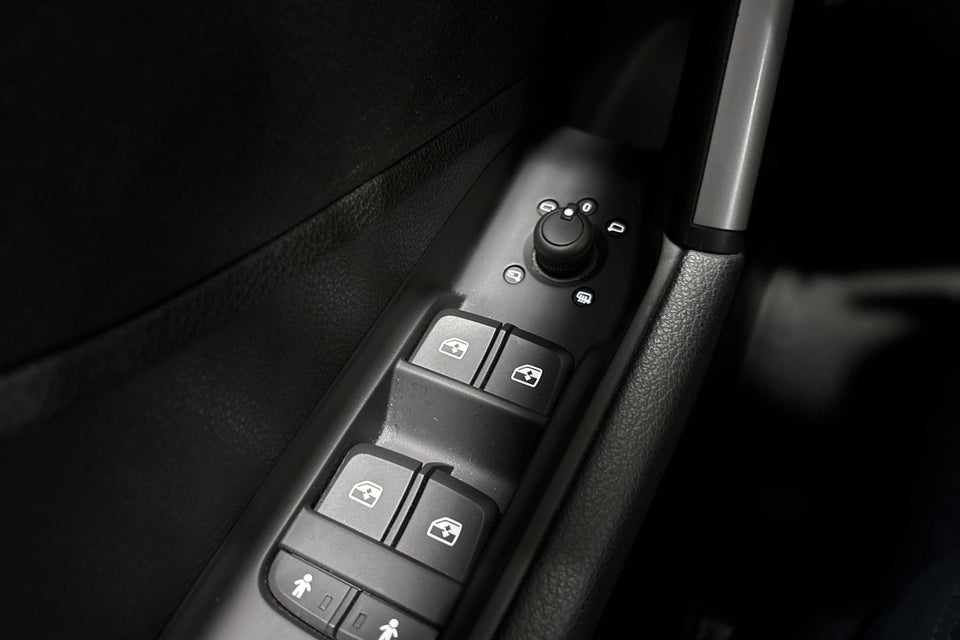 Audi Q2 35 TFSi Prestige S-tr. 5d