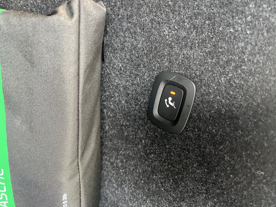 Volvo EC40 Extended Range Core 5d