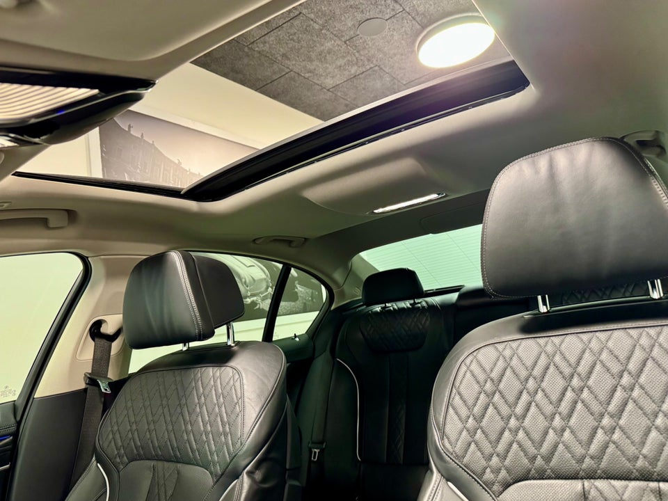 BMW 745e 3,0 Connected aut. 4d