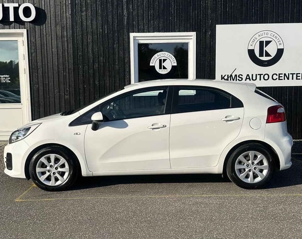 Kia Rio 1,2 CVVT Style+ 5d