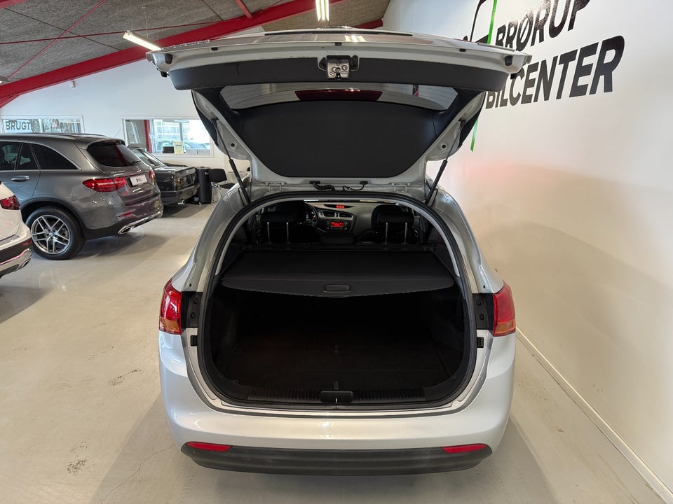 Kia Ceed 1,6 GDi Style+ Clim SW 5d