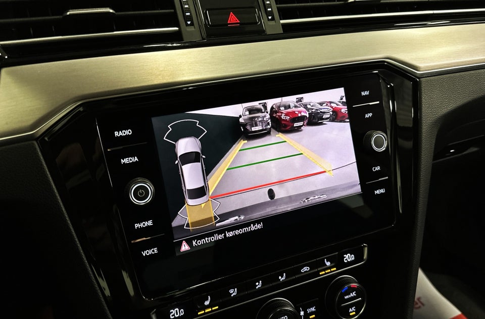 VW Passat 2,0 TSi 190 R-line DSG 4d