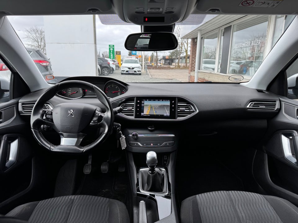 Peugeot 308 1,6 BlueHDi 120 Allure SW 5d