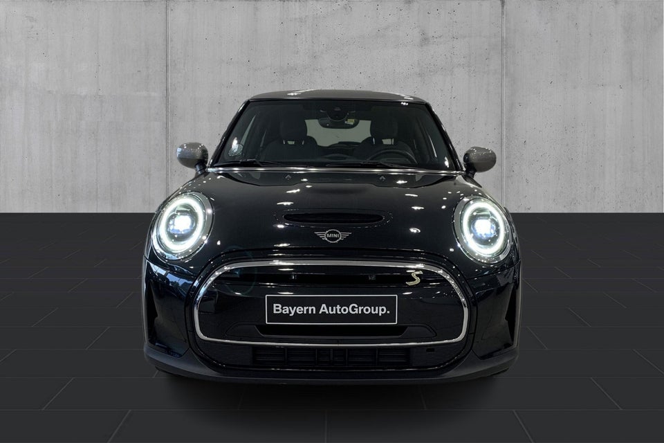 MINI Cooper SE Classic Trim 3d