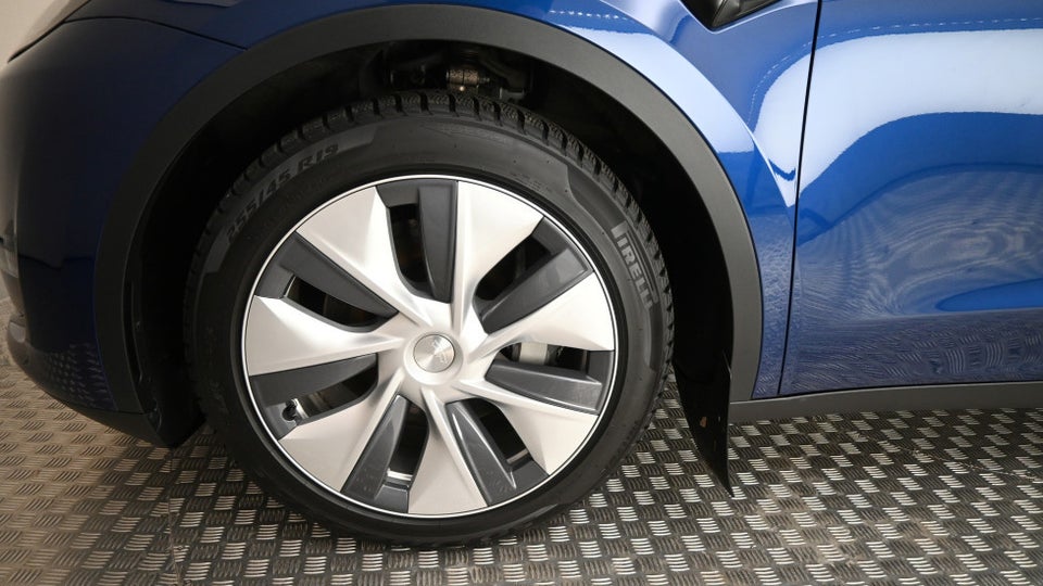 Tesla Model Y Long Range AWD 5d