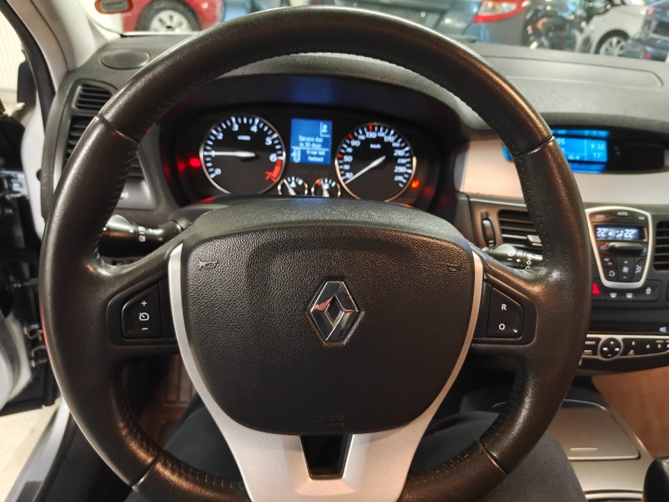 Renault Laguna III 2,0 Authentique 5d