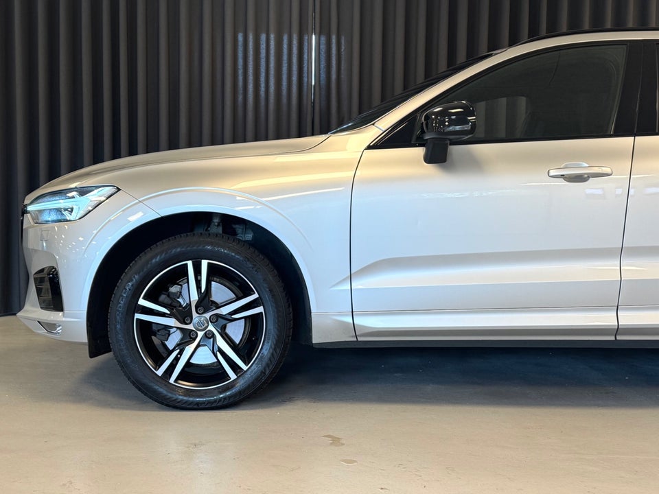 Volvo XC60 2,0 B4 197 R-Design aut. 5d