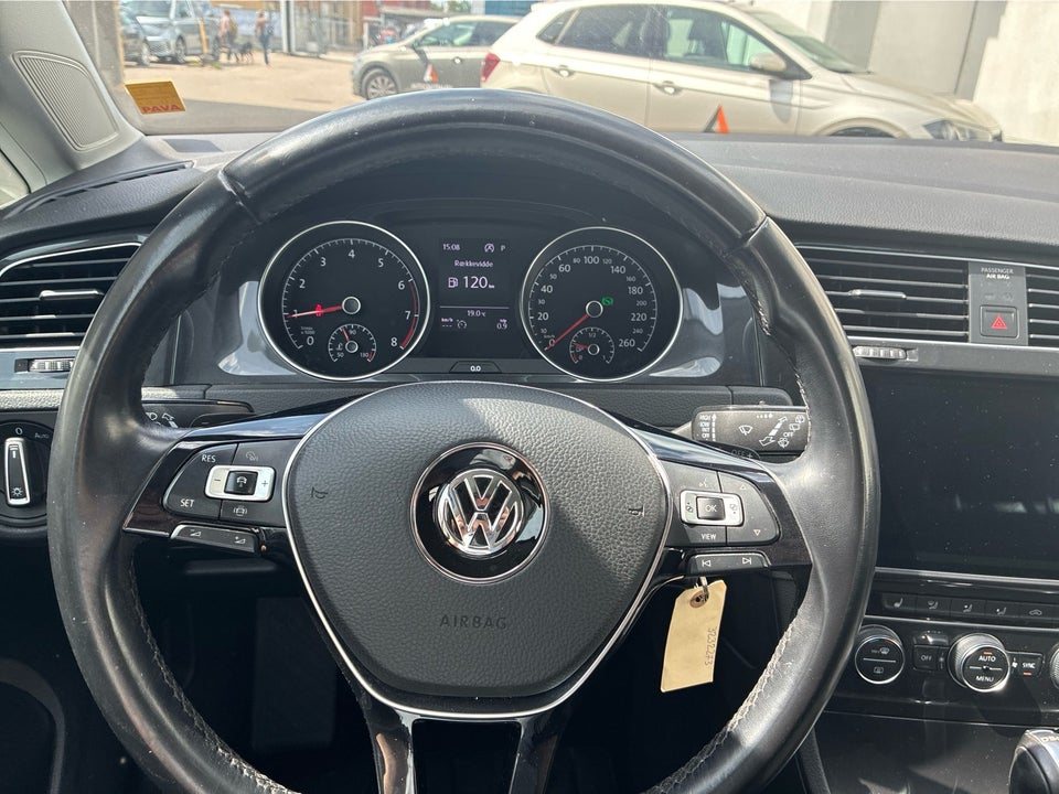 VW Golf VII 1,5 TSi 130 Comfortline Variant DSG 5d