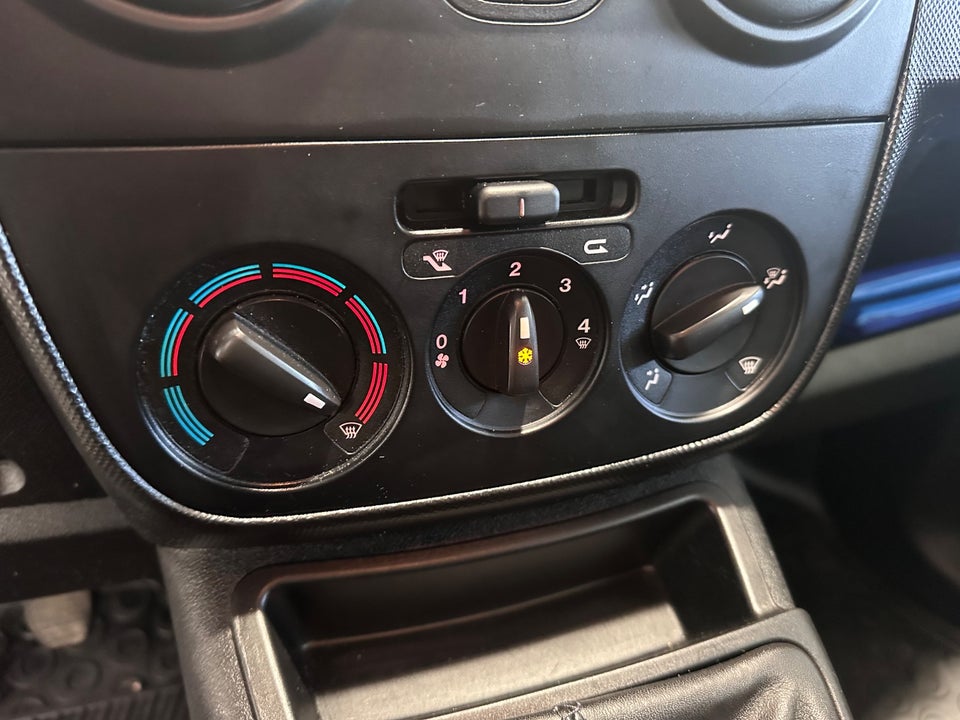 Fiat Fiorino 1,3 MJT 80 Professional Van 5d