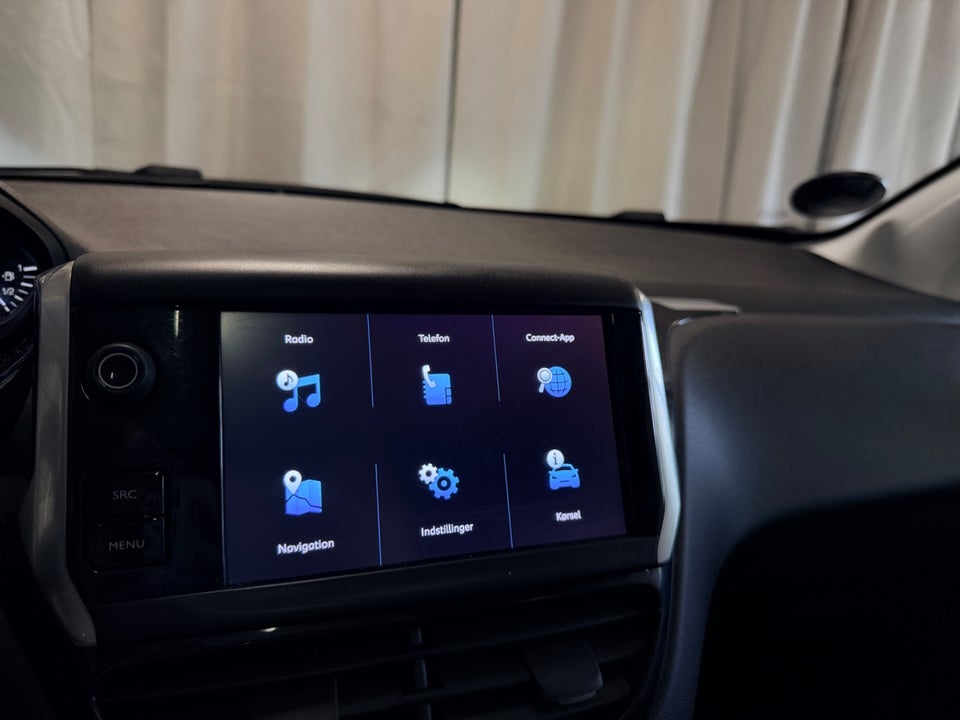 Peugeot 208 1,6 BlueHDi 100 Allure Sky 5d