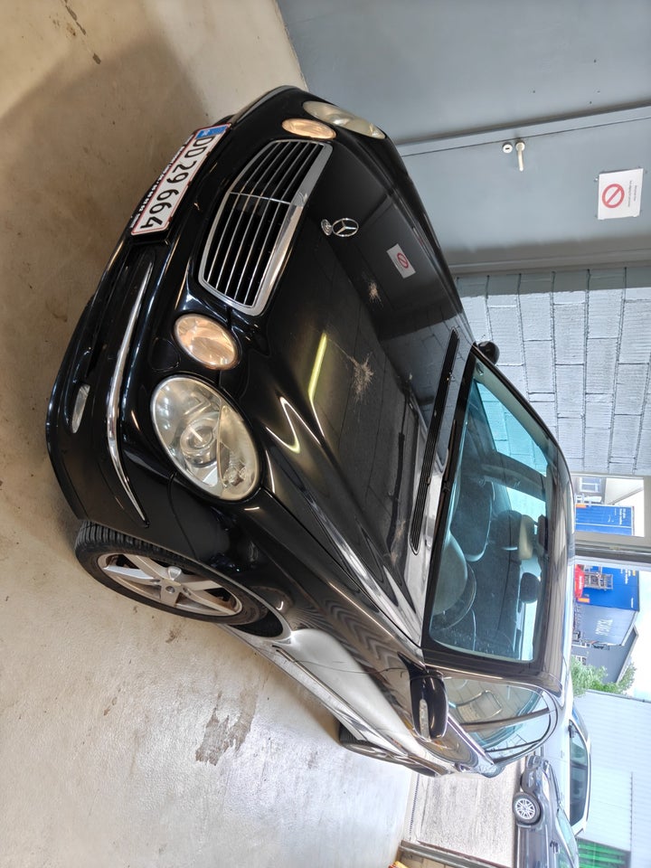 Mercedes E320 3,2 Avantgarde aut. 4d