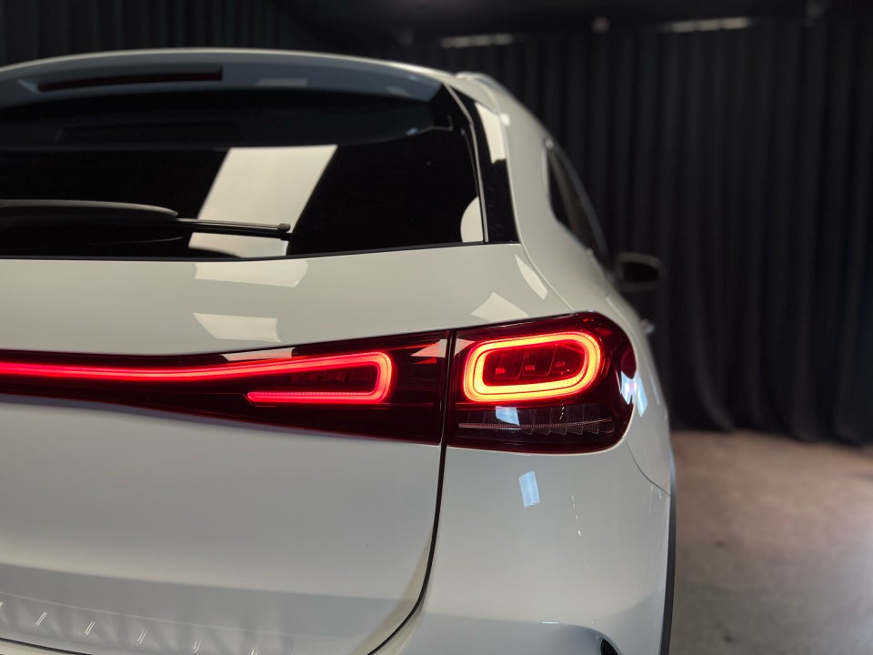 Mercedes EQA250 AMG Line 5d