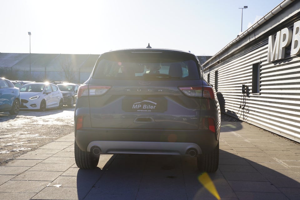 Ford Kuga 2,5 PHEV Titanium CVT 5d