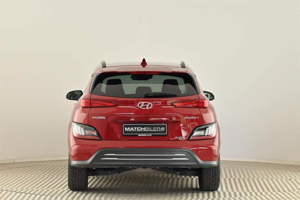Hyundai Kona 64 EV Essential 5d
