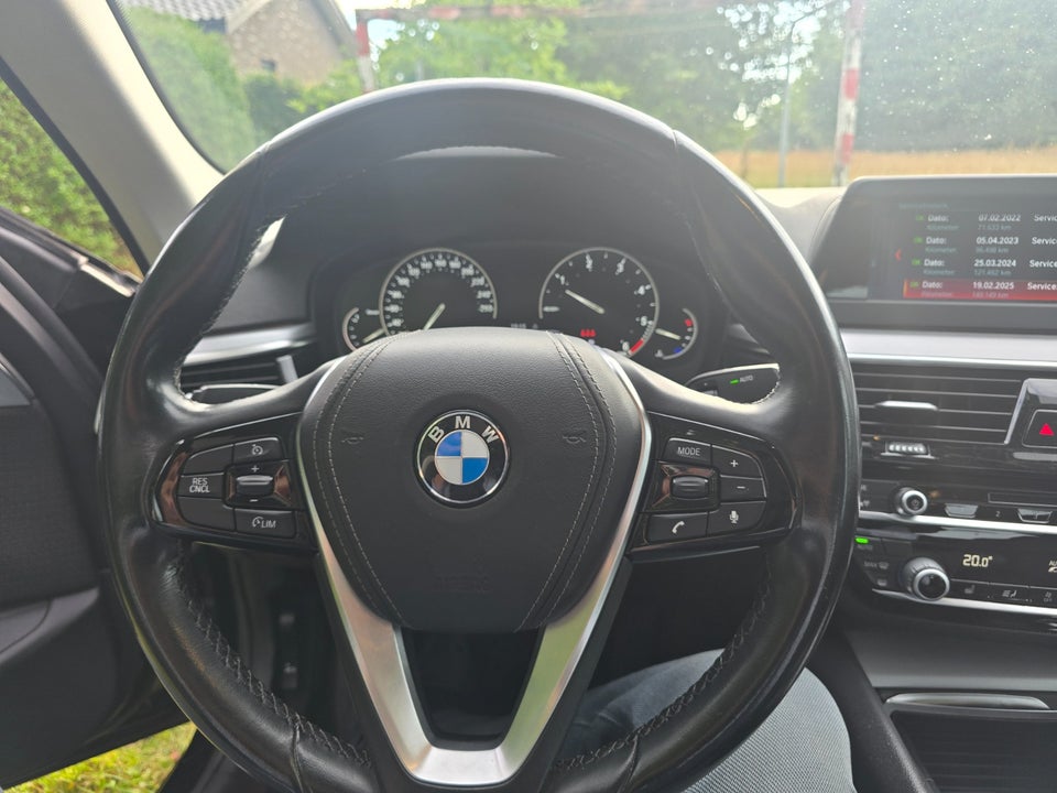 BMW 520d 2,0 Connected aut. 4d