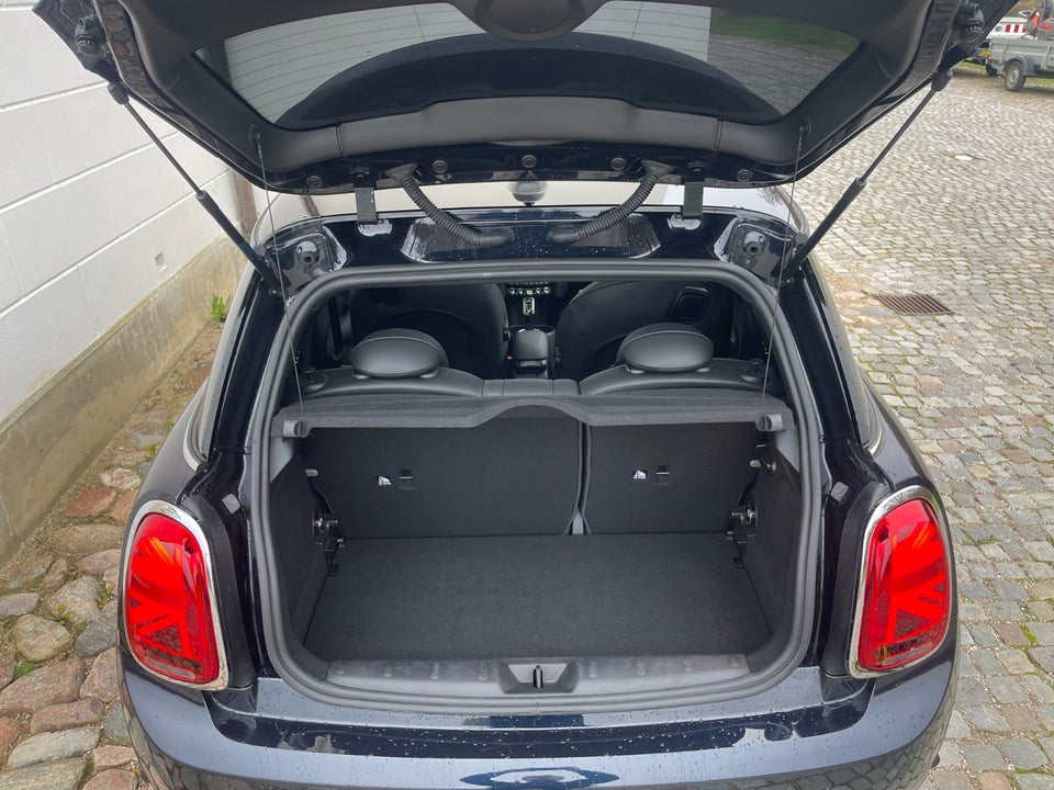 MINI Cooper SE Trim XL 3d