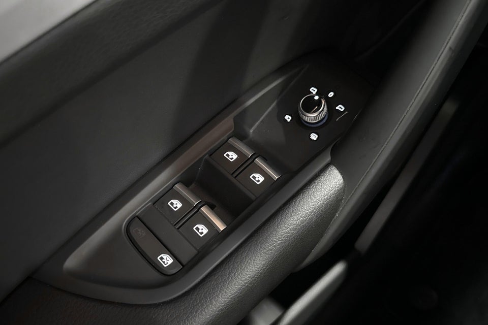 Audi Q5 55 TFSi e S-line quattro S-tr. 5d