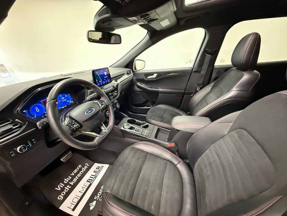 Ford Kuga 2,5 PHEV ST-Line X CVT 5d