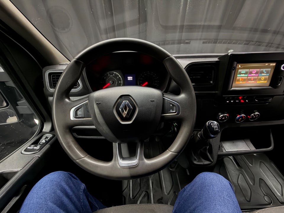 Renault Master III T35 2,3 dCi 145 L3H3 Kassevogn RWD