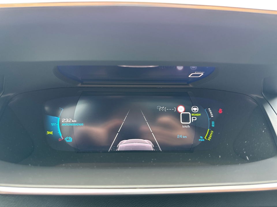 Peugeot e-208 50 GT Sky 5d