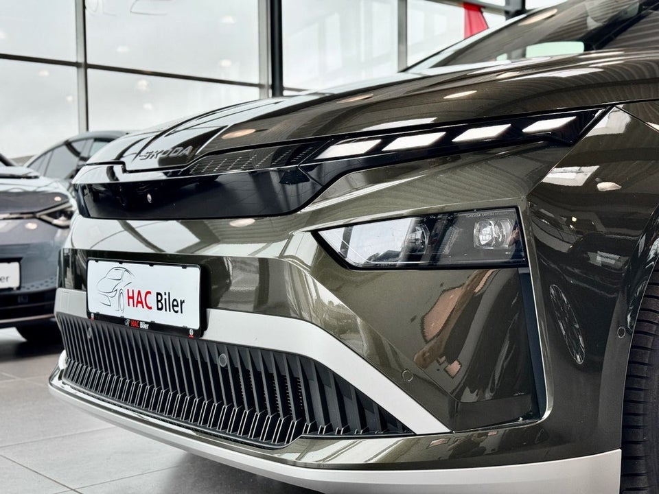 Skoda Enyaq 85x iV Suite Maxx 5d