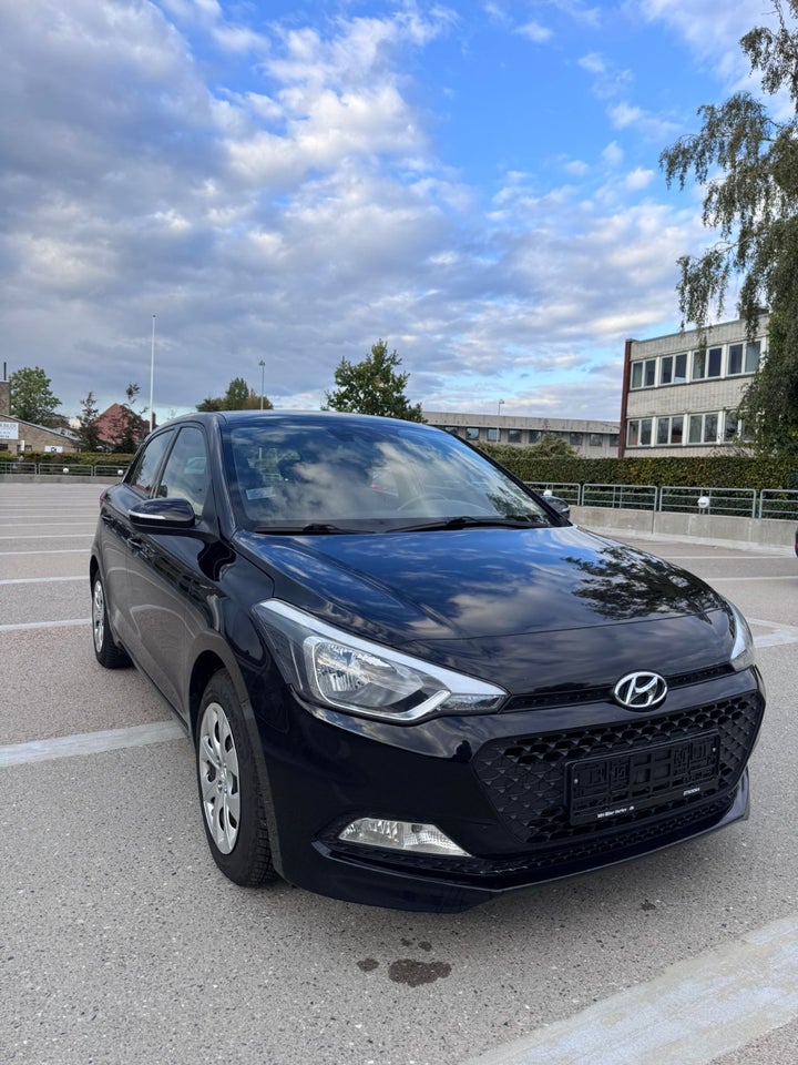 Hyundai i20 1,25 Vision 5d
