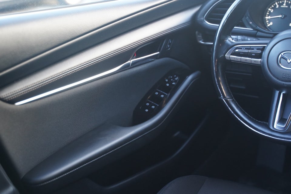 Mazda 3 2,0 e-SkyActiv-G 150 Cosmo aut. 4d