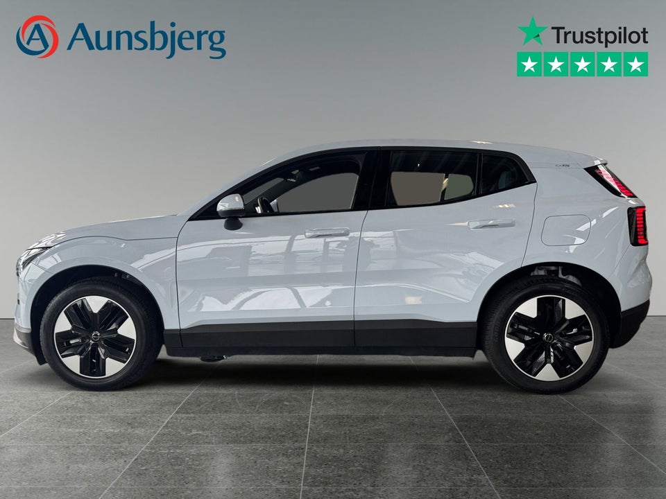 Volvo EX30 Standard Range Core 5d