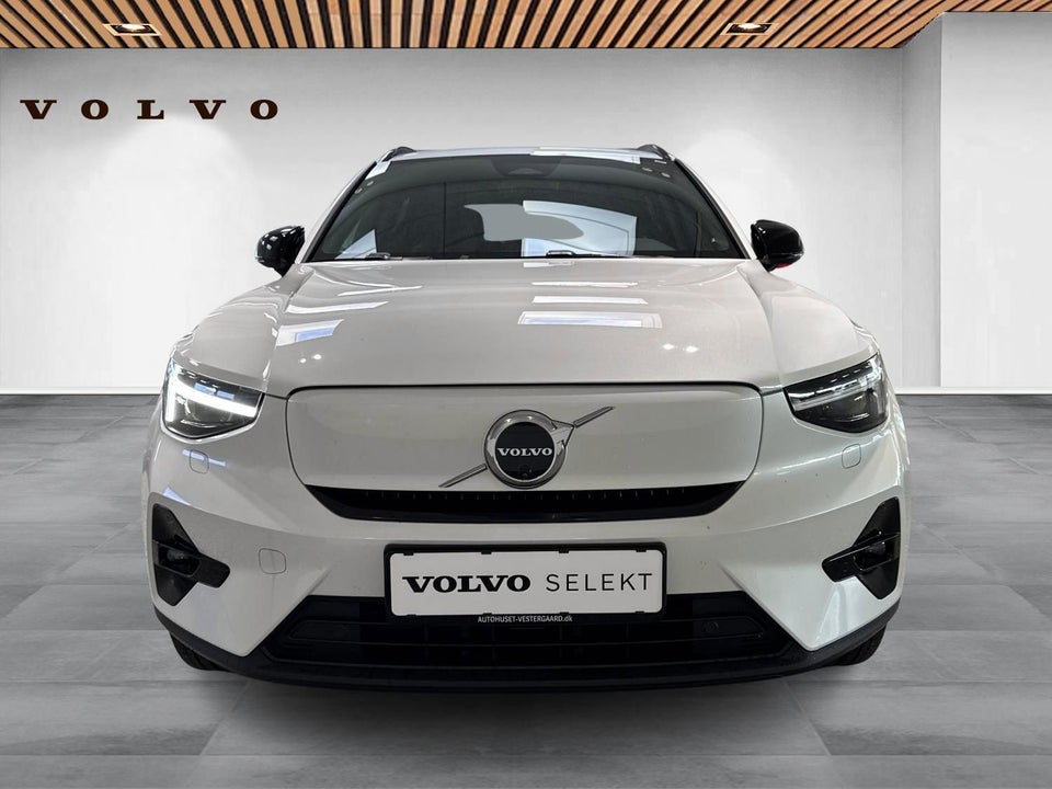 Volvo EX40 Extended Range Plus 5d