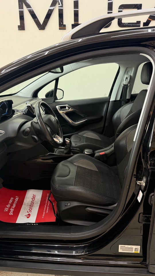 Peugeot 2008 1,2 e-THP 110 Allure 5d