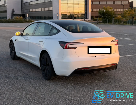 Tesla Model 3 RWD 4d