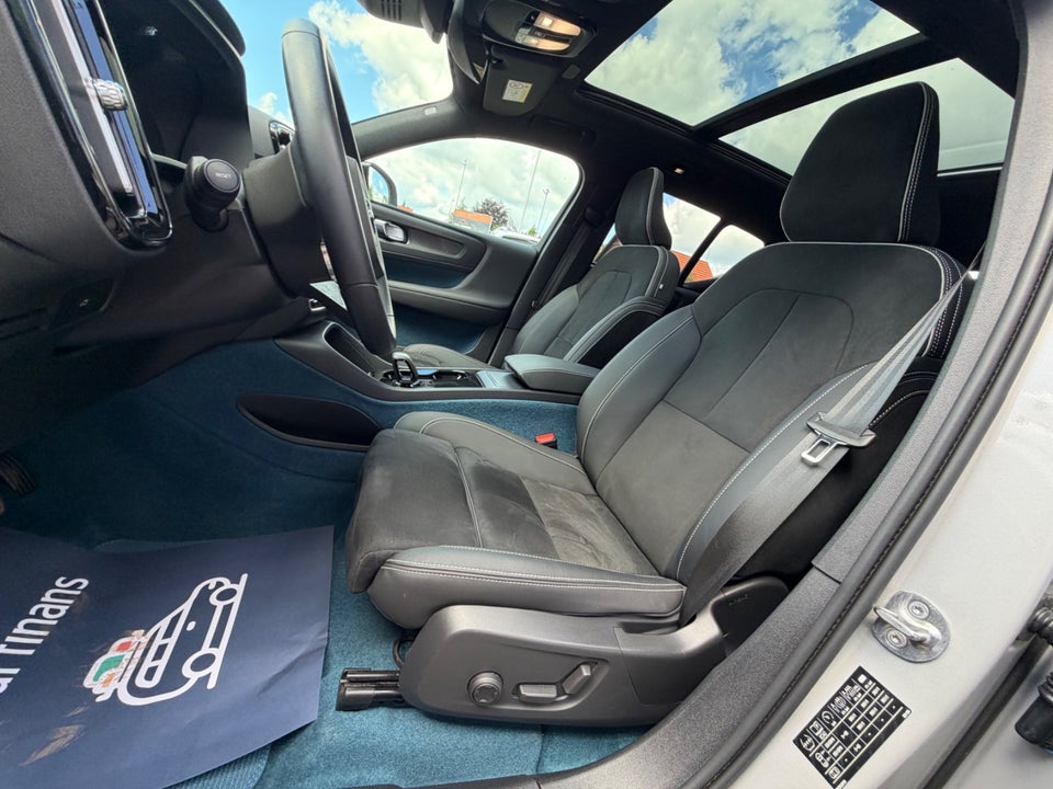 Volvo XC40 ReCharge Extended Range Ultimate 5d