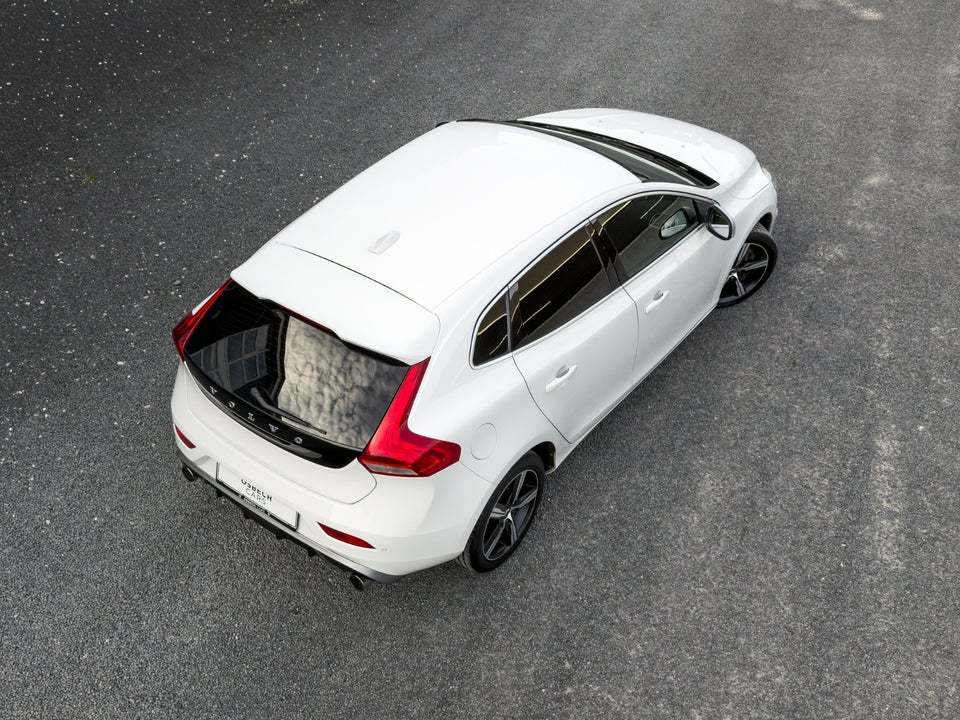 Volvo V40 2,0 T4 190 R-Design 5d