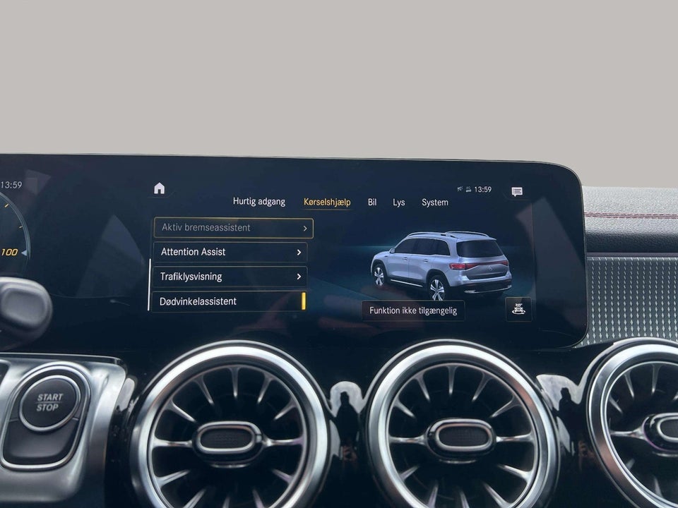 Mercedes EQB250 AMG Line 5d