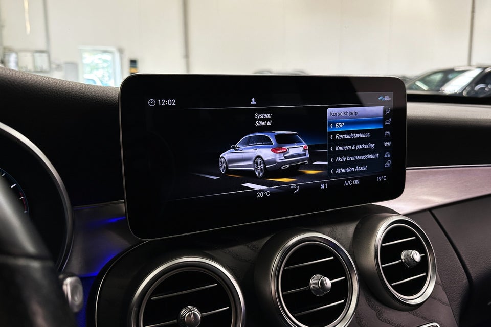 Mercedes C300 de 2,0 AMG Line Night Edition stc. aut. 5d