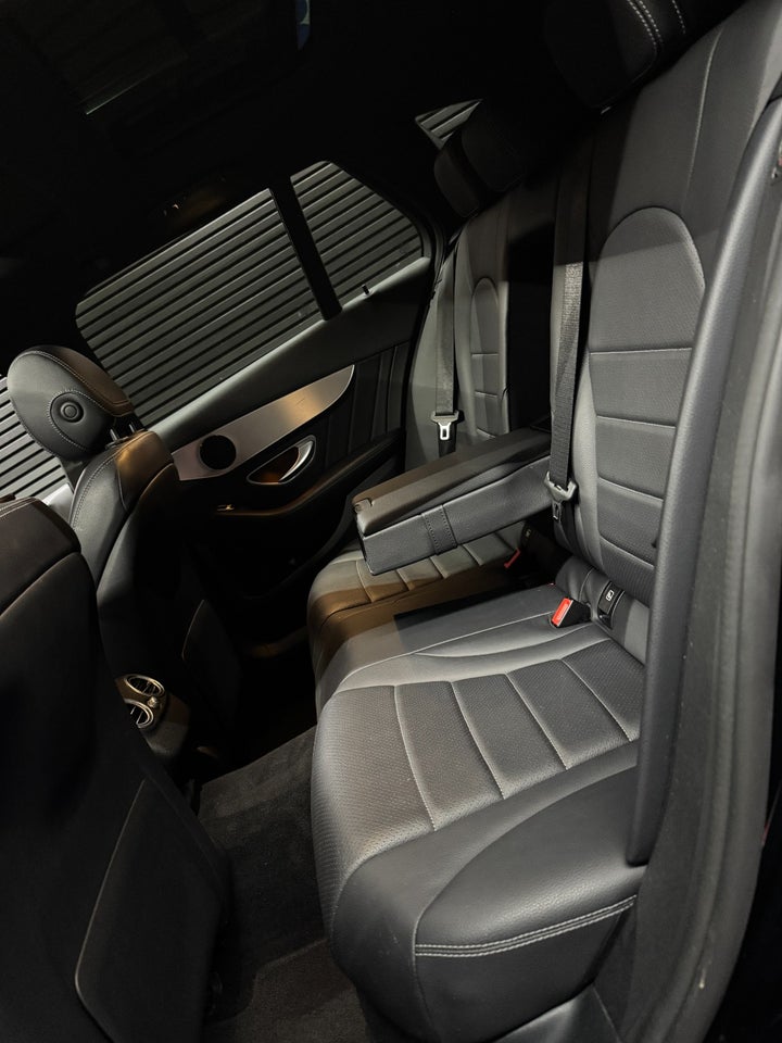 Mercedes C220 d 2,2 AMG Line stc. aut. 5d