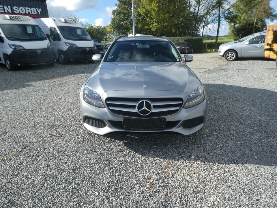 Mercedes C200 2,0 Business stc. aut. 5d