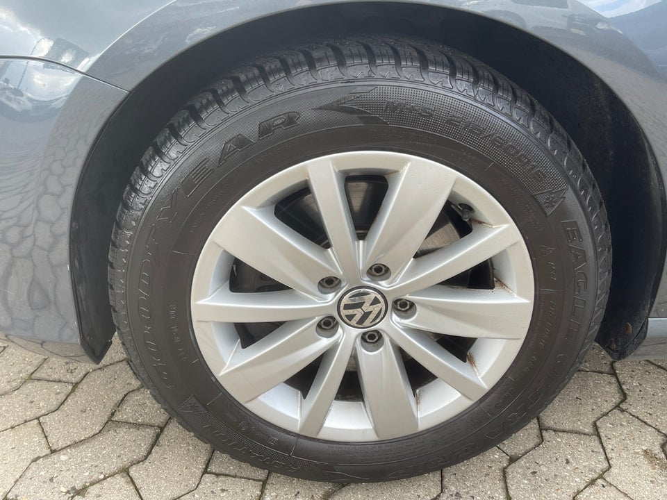 VW Passat 1,6 TDi 105 Comfortline Variant BMT 5d