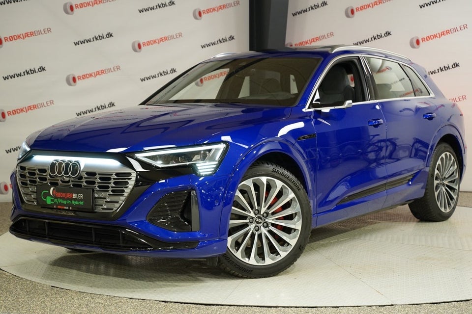 Audi Q8 e-tron 55 S-line quattro 5d
