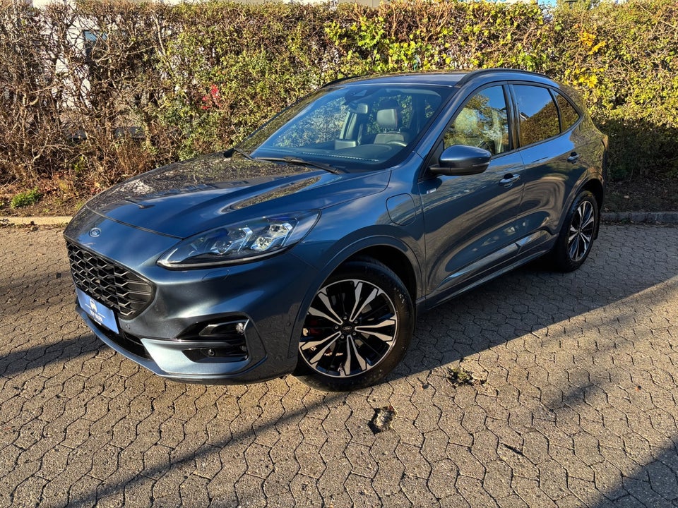 Ford Kuga 2,5 PHEV ST-Line CVT 5d