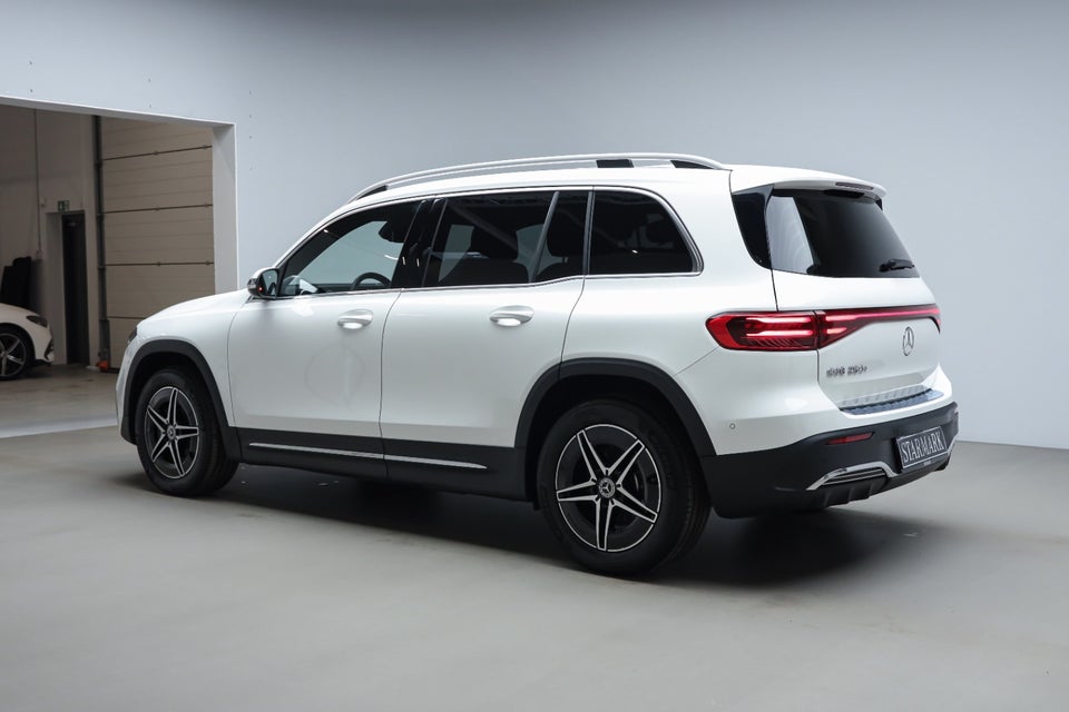 Mercedes EQB250+ AMG Advance 5d