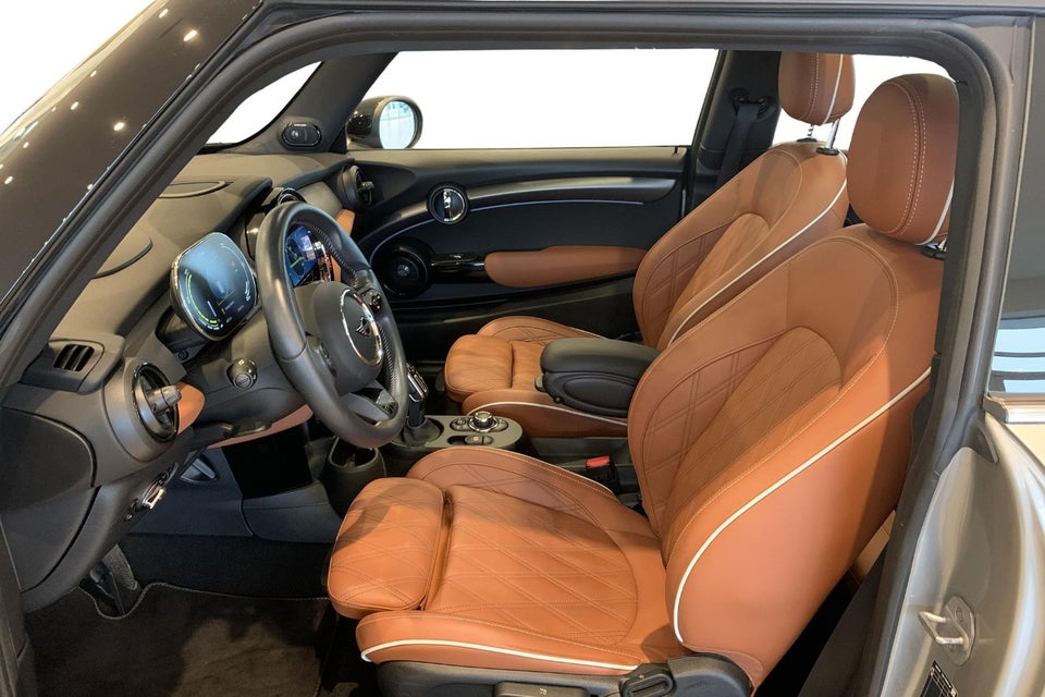 MINI Cooper SE Maximise 3d