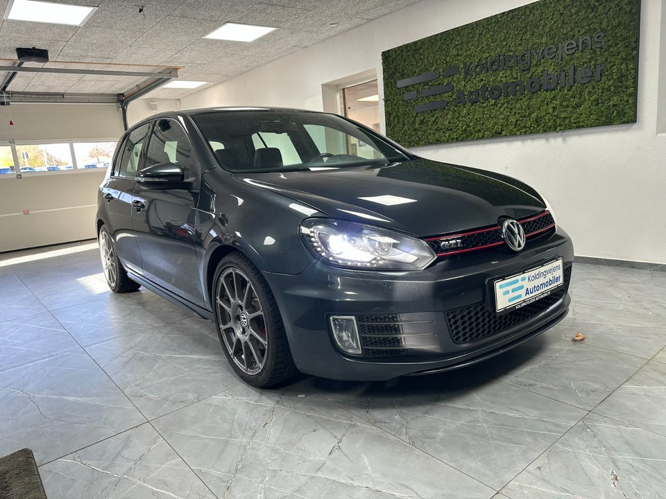 VW Golf VI 2,0 GTi 5d