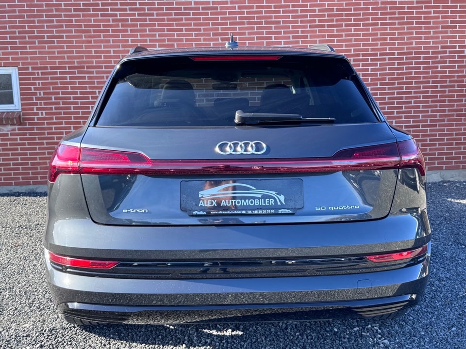 Audi e-tron 50 quattro 5d