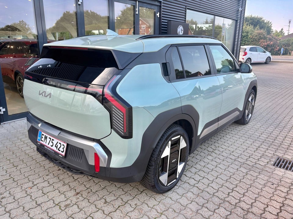 Kia EV3 81 Long Range Upgrade 5d