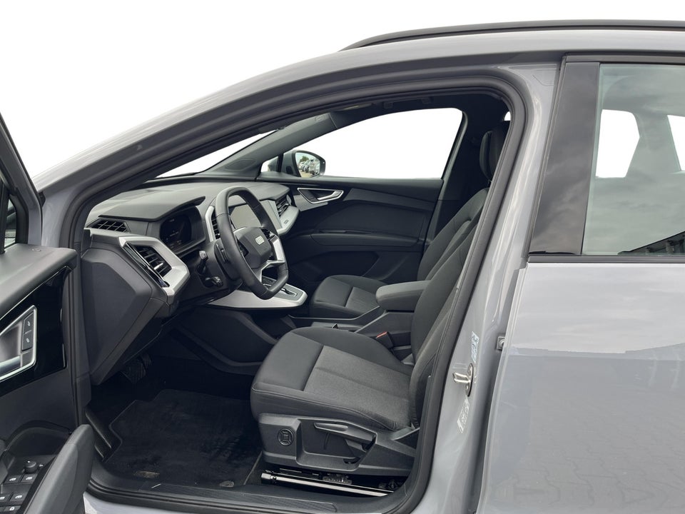 Audi Q4 e-tron 45 Progress 5d